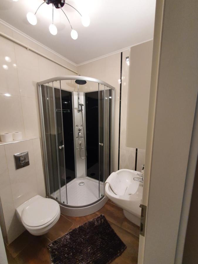 Black Brothers Wellness Apartment